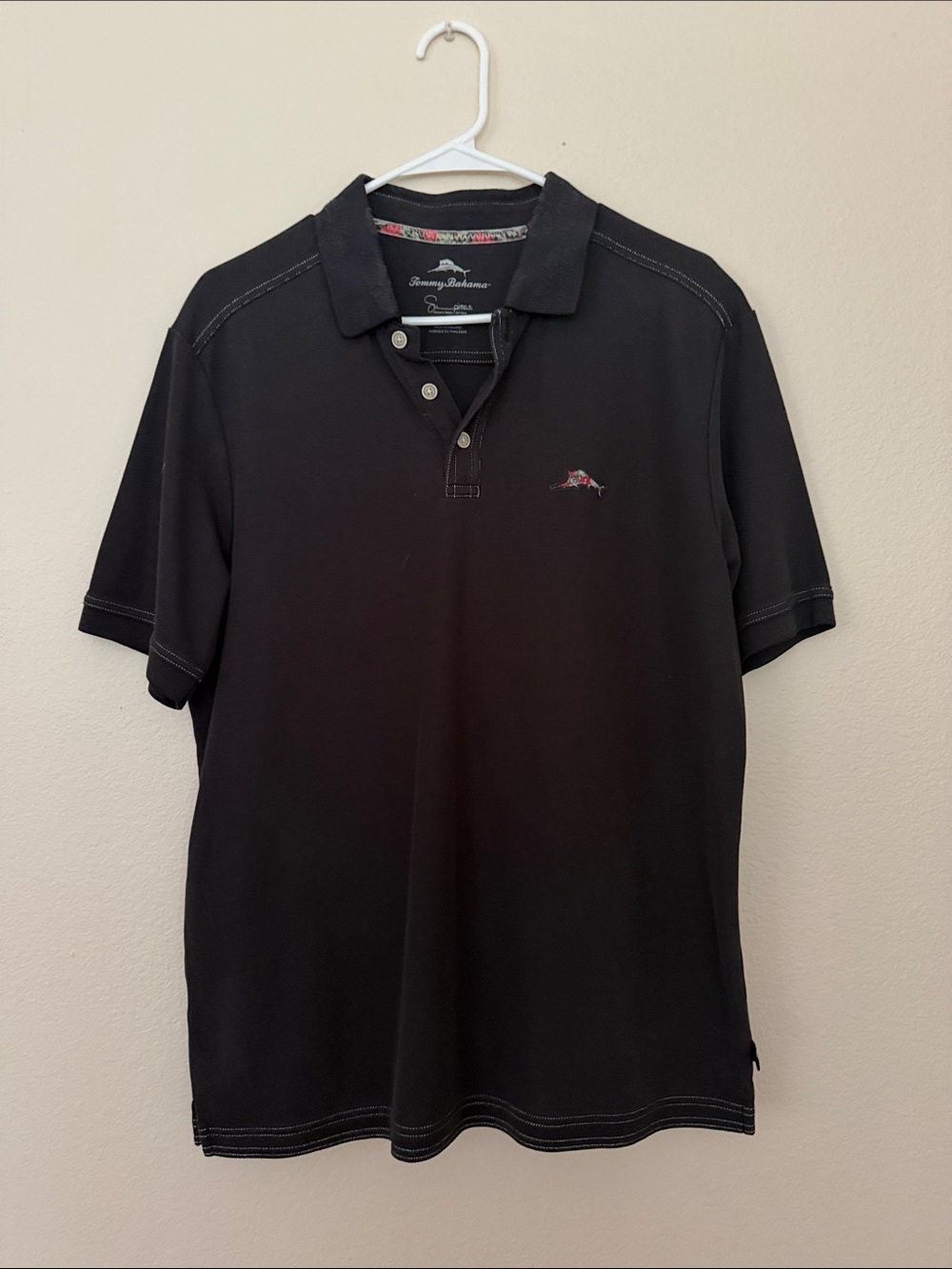 Tommy Bahama Black Short-Sleeve Polo with Embroidered Marlin large